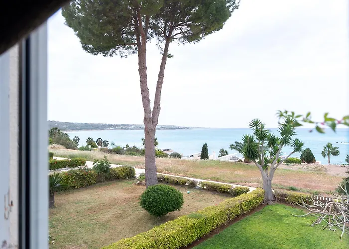 Sea View In Coral Bay