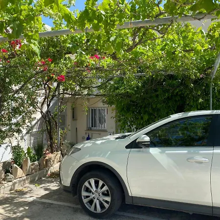 Sea View In Coral Bay *