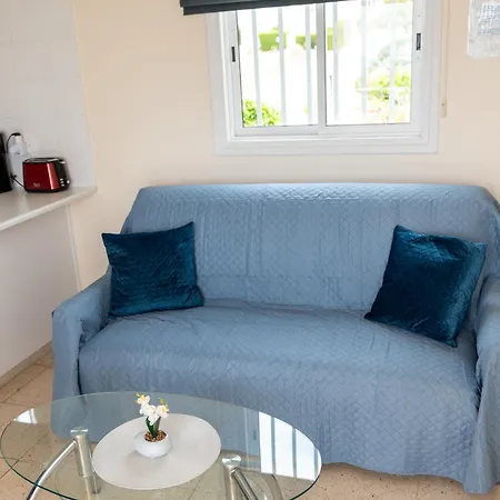 Апартаменты Sea View In Coral Bay