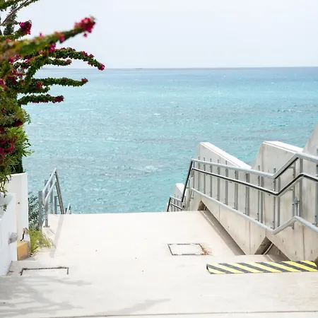 Апартаменты Sea View In Coral Bay Пейя