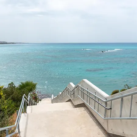 Sea View In Coral Bay *