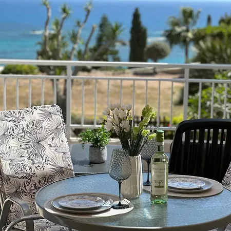 Апартаменты Sea View In Coral Bay