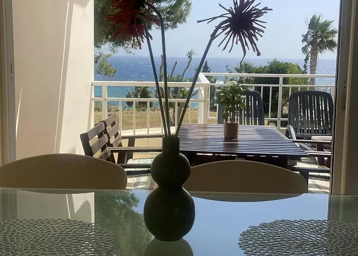 Sea View In Coral Bay Appartamento *